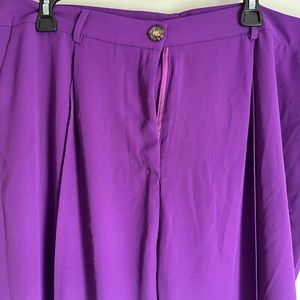 Beautiful purple flowy silky pants size 3X SHEIN with pockets